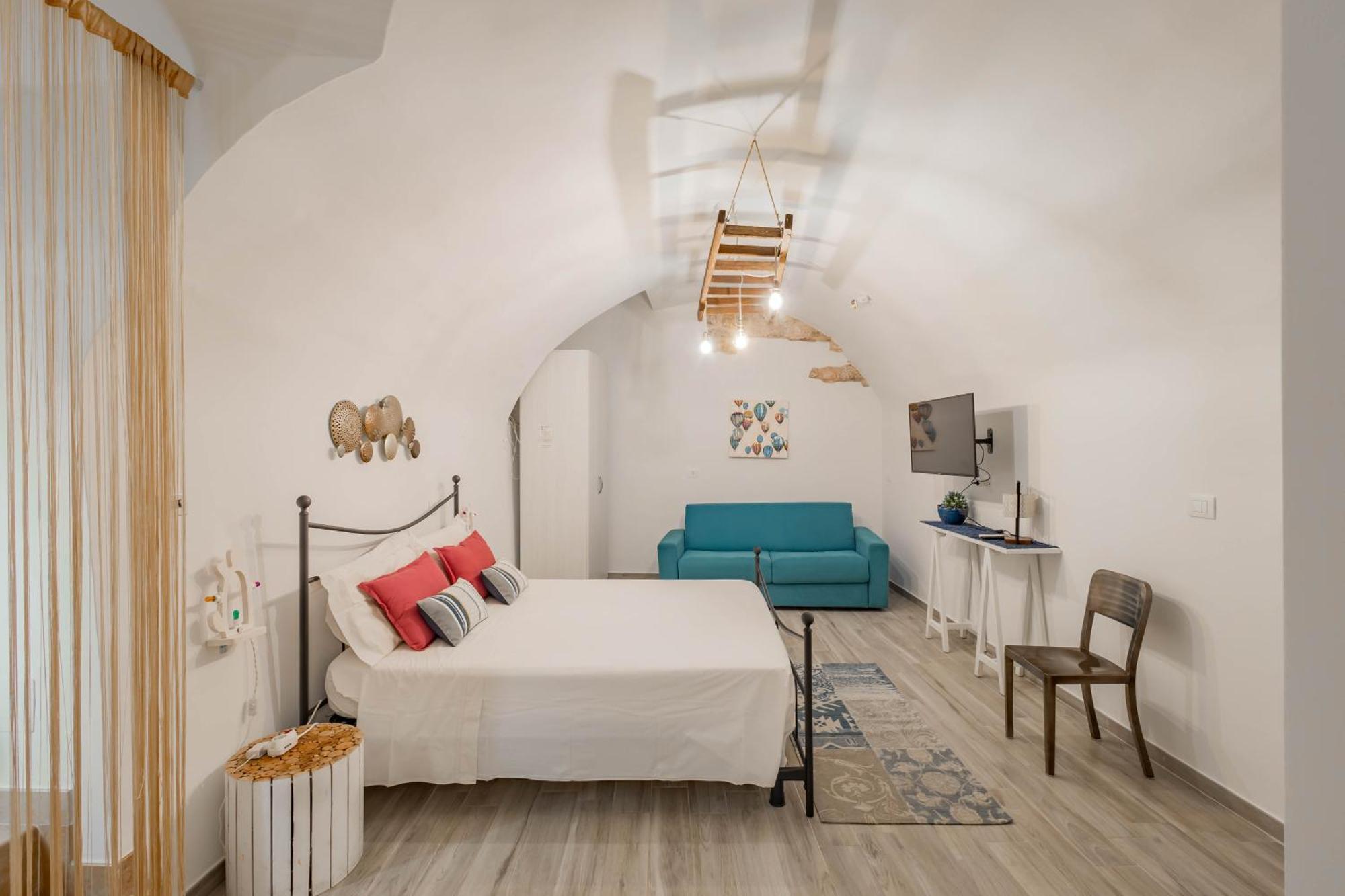 Antiche Mura Apartments"Nido Di Puglia" Monovano Turi Bagian luar foto
