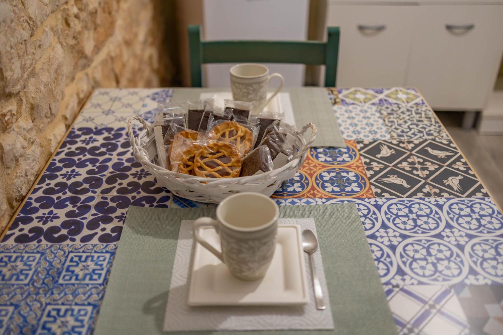 Antiche Mura Apartments"Nido Di Puglia" Monovano Turi Bagian luar foto
