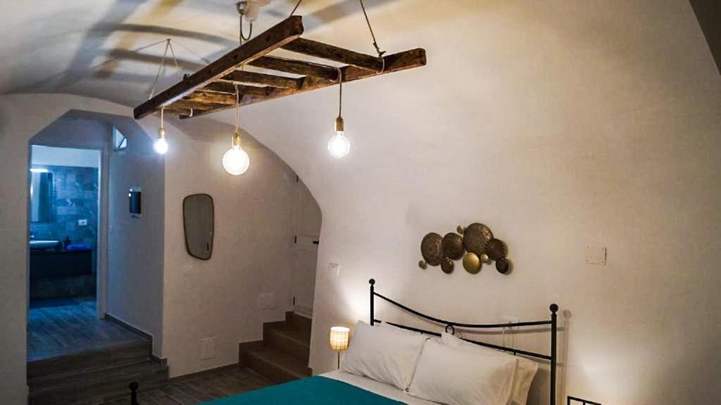 Antiche Mura Apartments"Nido Di Puglia" Monovano Turi Bagian luar foto